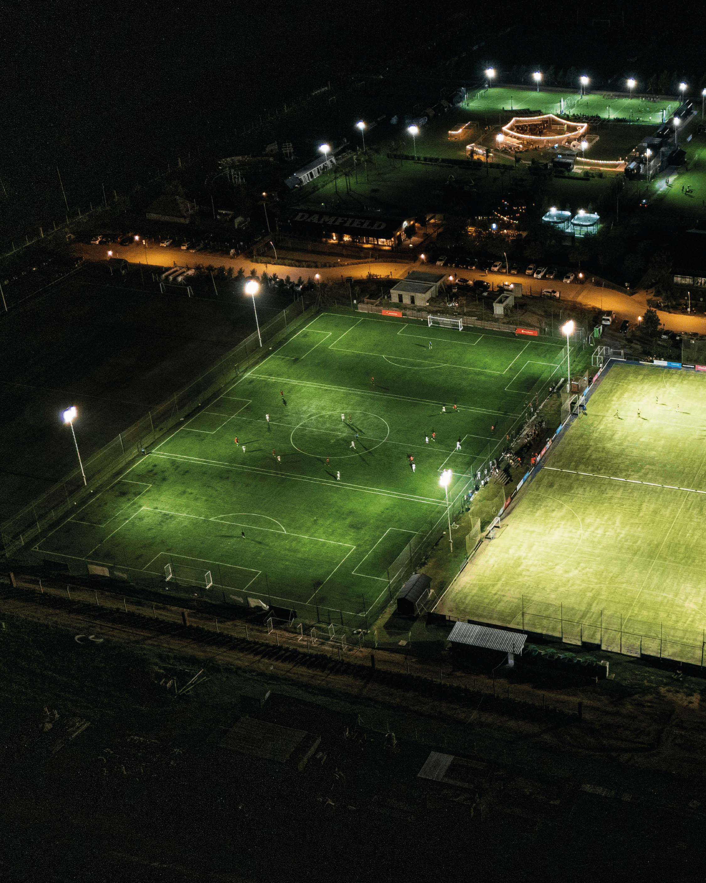 Verano nocturno en Funes: la Copa Pymes abre el juego para un nuevo torneo de fútbol y hockey